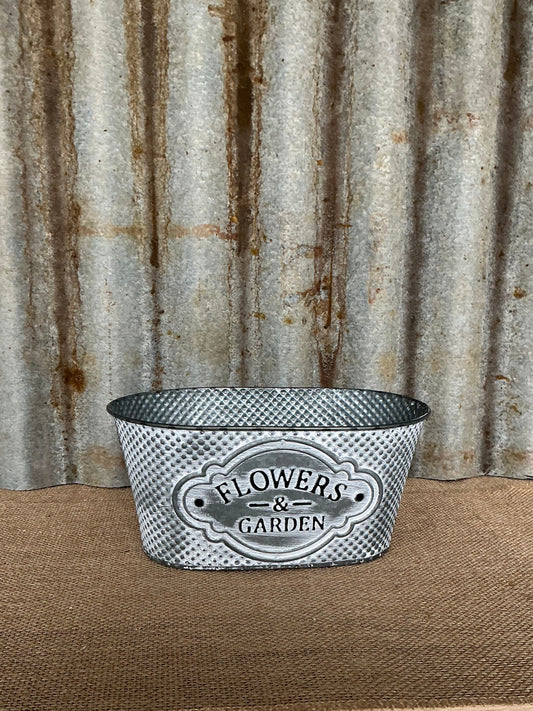 Metal Country Rustic Oval Pot
