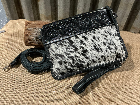 Volcan Small Leather Clutch Bag