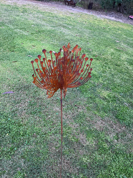 Flower Stake Rust